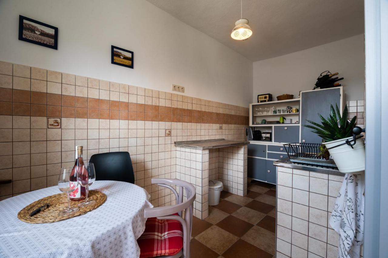 Ferienwohnung Milio Apartman Badacsony Badacsonytördemic Exterior foto